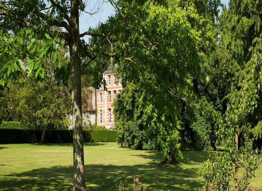مبيت وإفطار Petiville  Chateau De Beneauville المظهر الخارجي الصورة